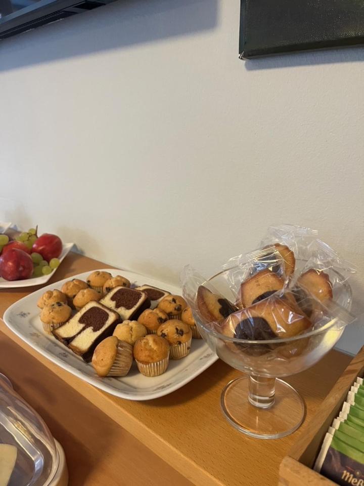 Hotelpension Zum Gockl Allershausen Luaran gambar